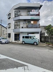 昭和町マンションの物件外観写真